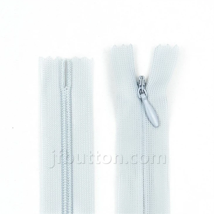 16 Invisible Zipper