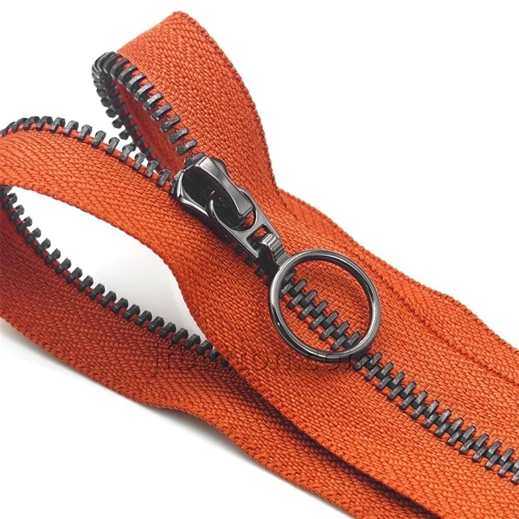 Metal Zipper With Ring Pull