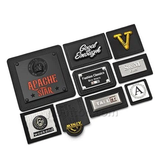 Patch lledr du gyda logo metel