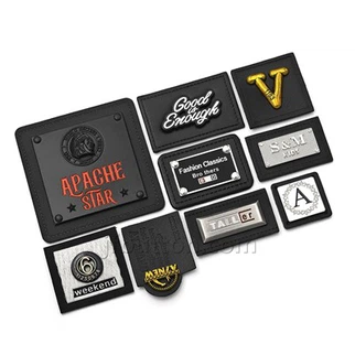 Patch lledr du gyda logo metel
