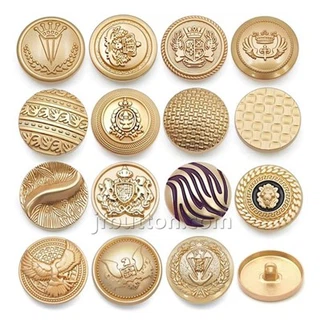 Adnabod Hen Fotymau Milwrol